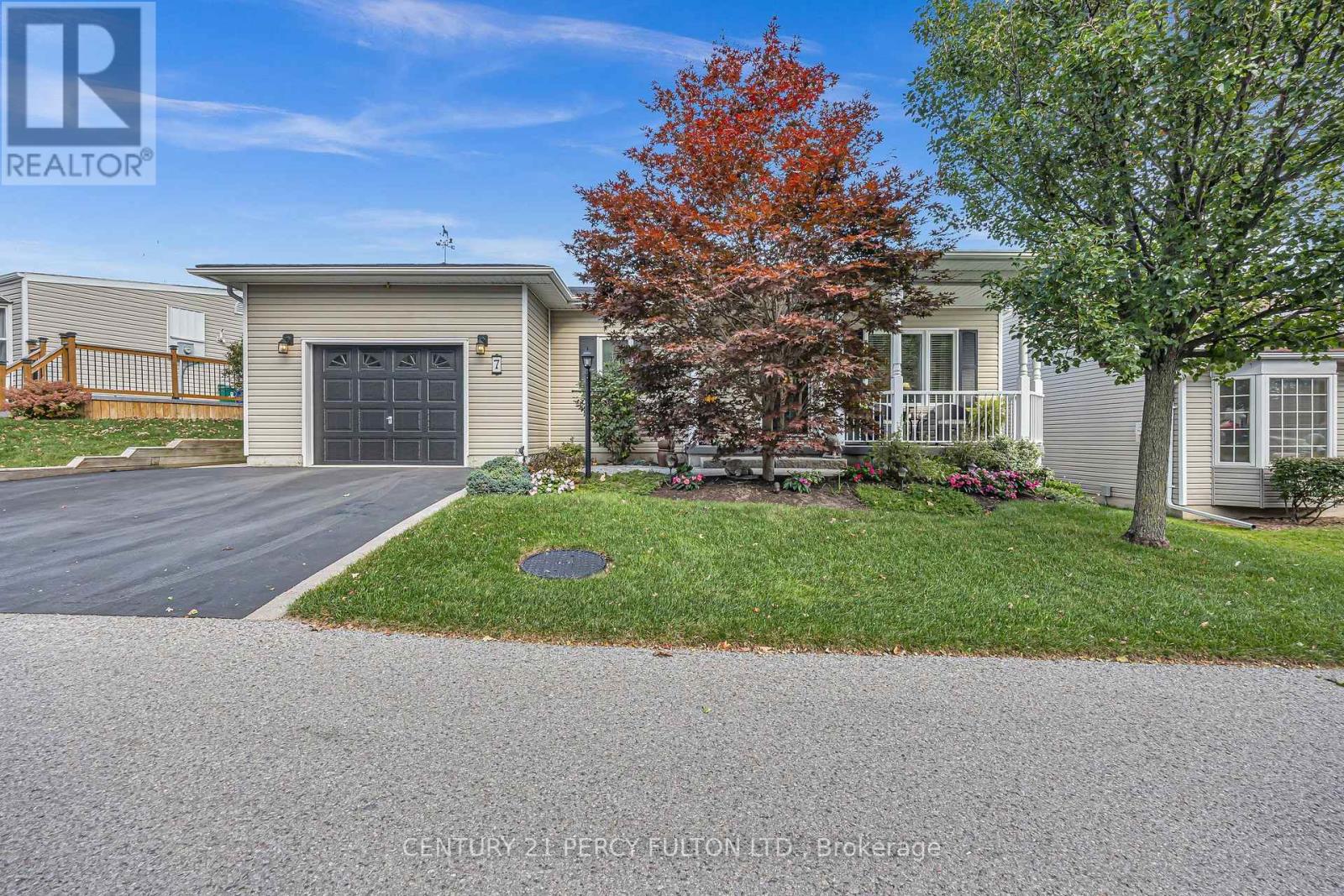 7 EASTBANK ROAD, clarington (newcastle), Ontario