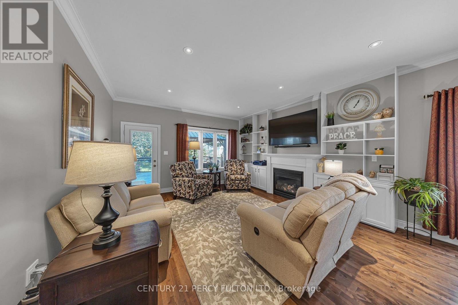 7 Eastbank Road, Clarington (Newcastle), Ontario  L1B 1B7 - Photo 14 - E14027428