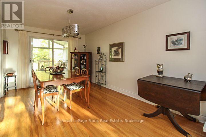 62 Springbrook Drive, Peterborough (Monaghan Ward 2), Ontario  K9J 1L1 - Photo 12 - X14028890