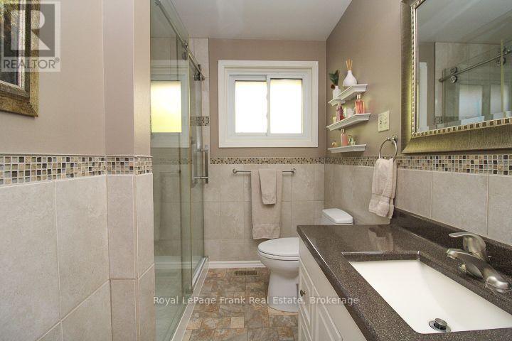 62 Springbrook Drive, Peterborough (Monaghan Ward 2), Ontario  K9J 1L1 - Photo 30 - X14028890