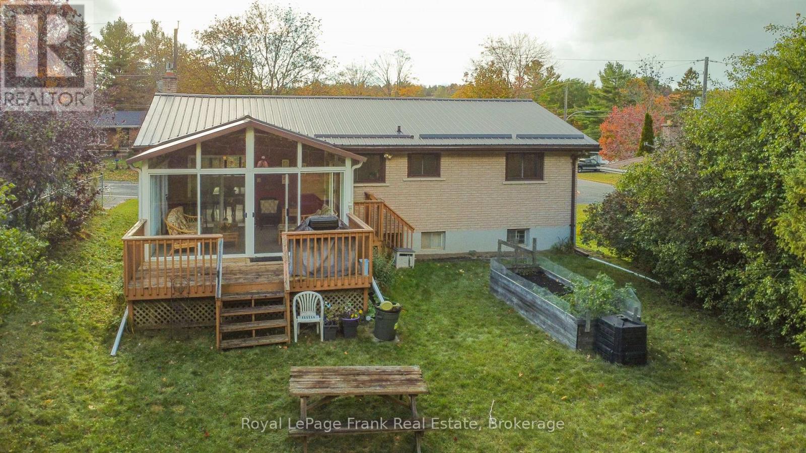 62 Springbrook Drive, Peterborough (Monaghan Ward 2), Ontario  K9J 1L1 - Photo 45 - X14028890