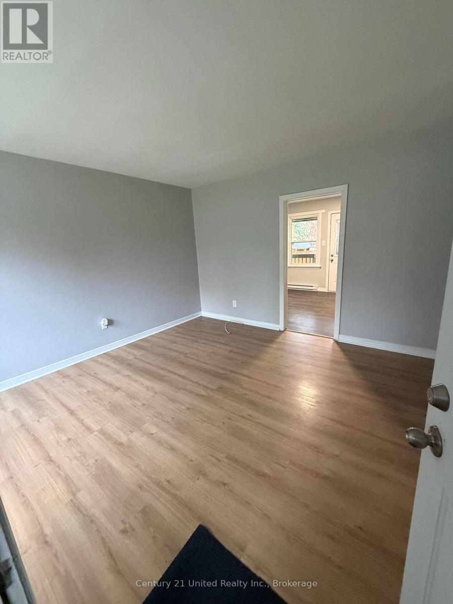 A - 1269 Clonsilla Avenue, Peterborough (Town Ward 3), Ontario  K9J 5Z1 - Photo 2 - X14030552