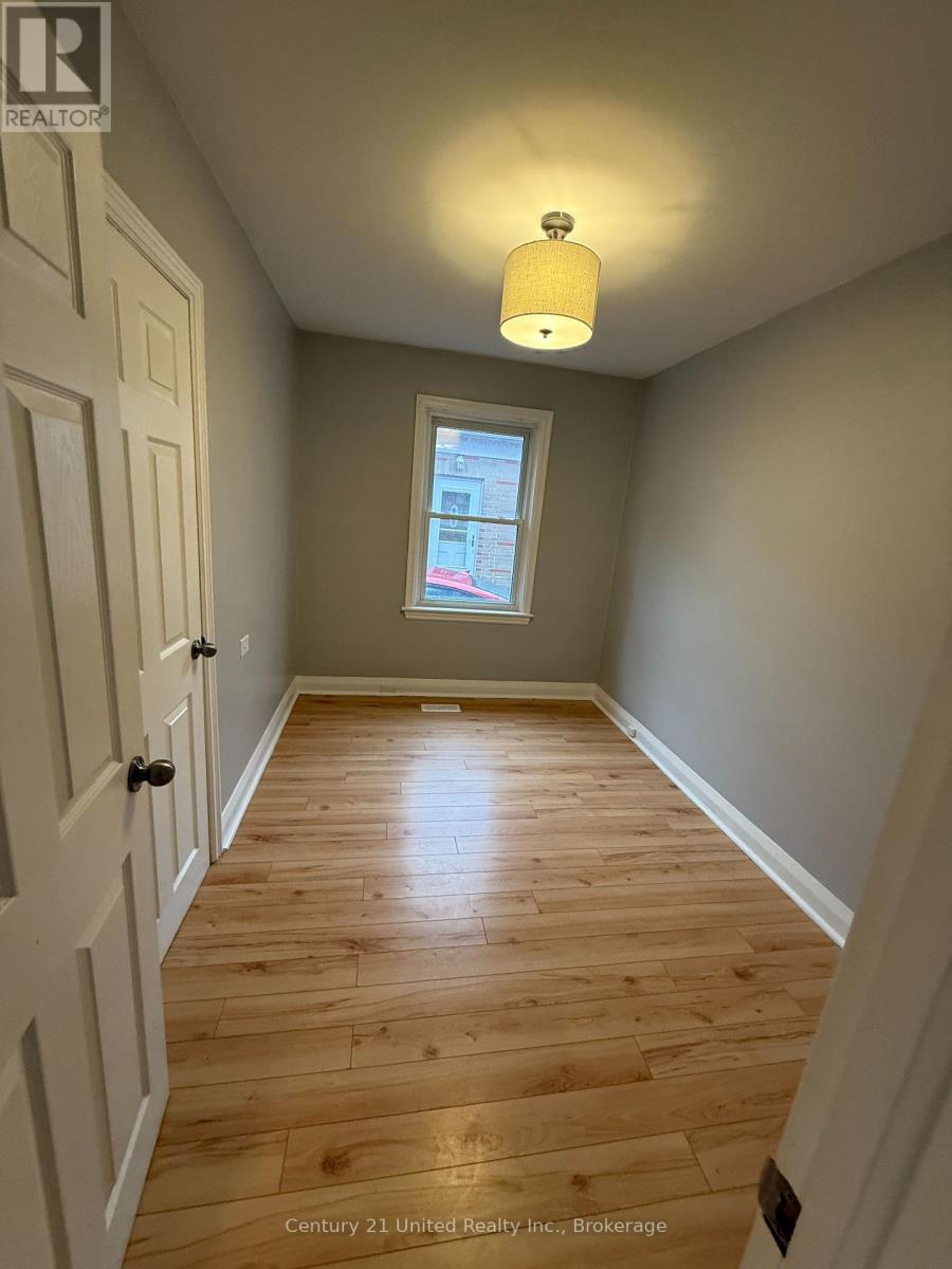 A - 1269 Clonsilla Avenue, Peterborough (Town Ward 3), Ontario  K9J 5Z1 - Photo 9 - X14030552