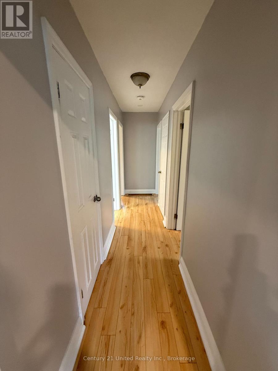 Main Floor - 1055 Western Avenue, Peterborough (Otonabee Ward 1), Ontario  K9J 5W5 - Photo 8 - X14030586