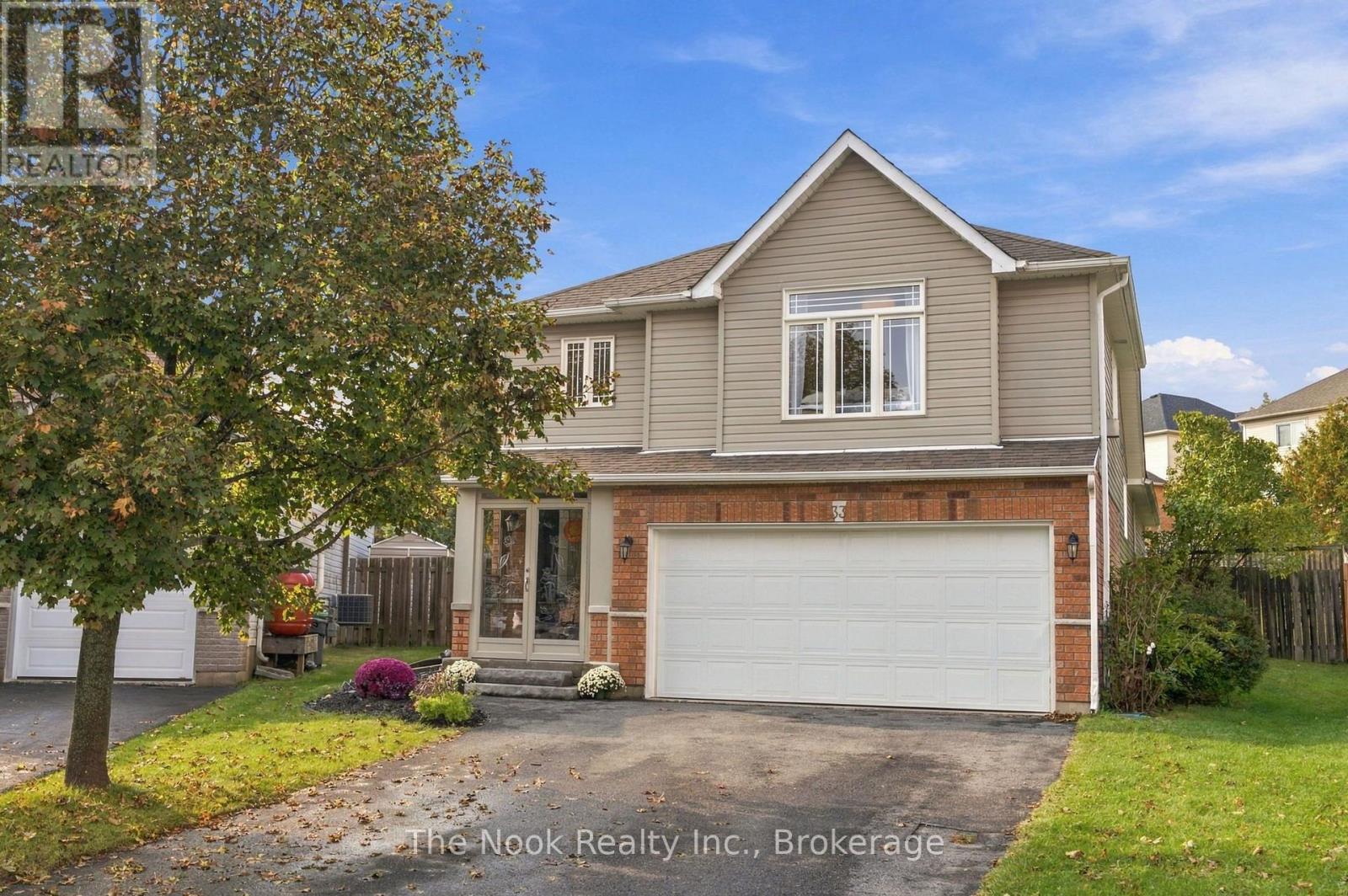 33 LAING COURT, peterborough (otonabee ward 1), Ontario