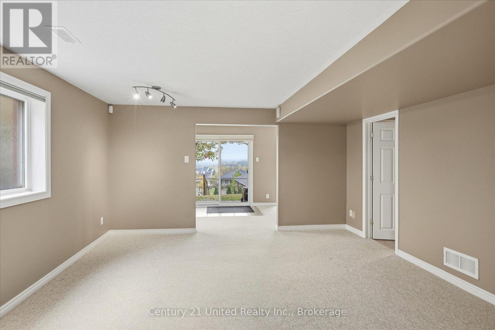 1688 Glenforest Boulevard, Peterborough (Monaghan Ward 2), Ontario  K9K 2L5 - Photo 32 - X14081130
