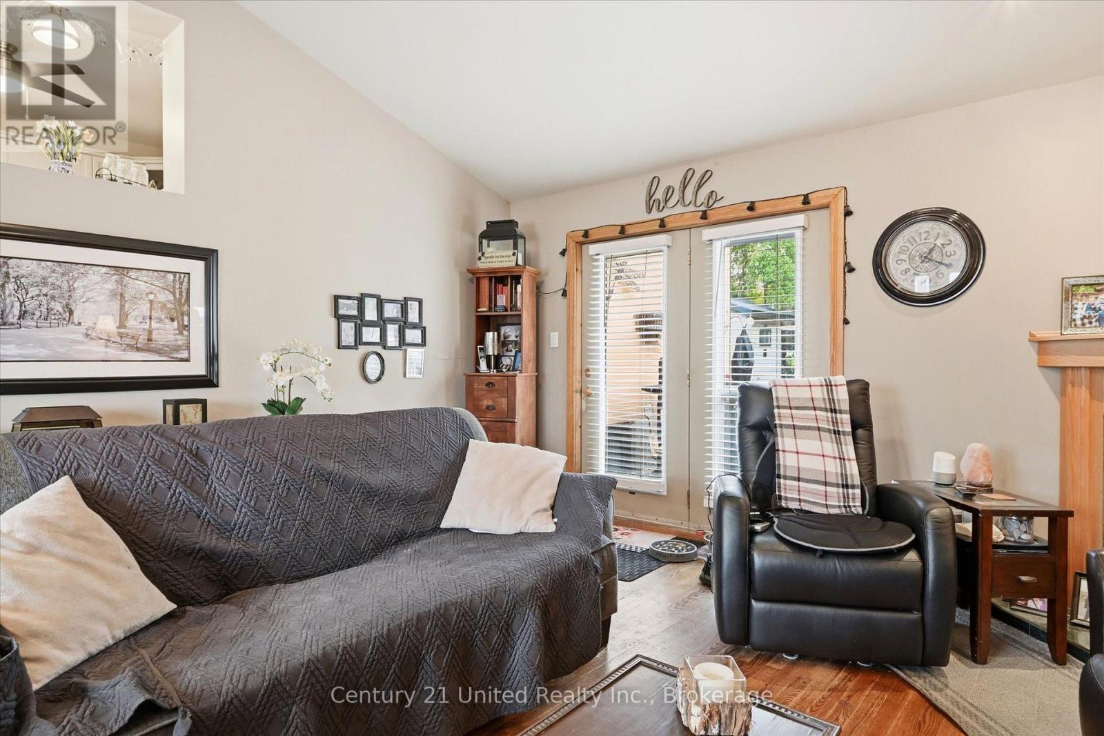151 Elizabeth Avenue, Peterborough (Northcrest Ward 5), Ontario  K9H 5E2 - Photo 11 - X14081492