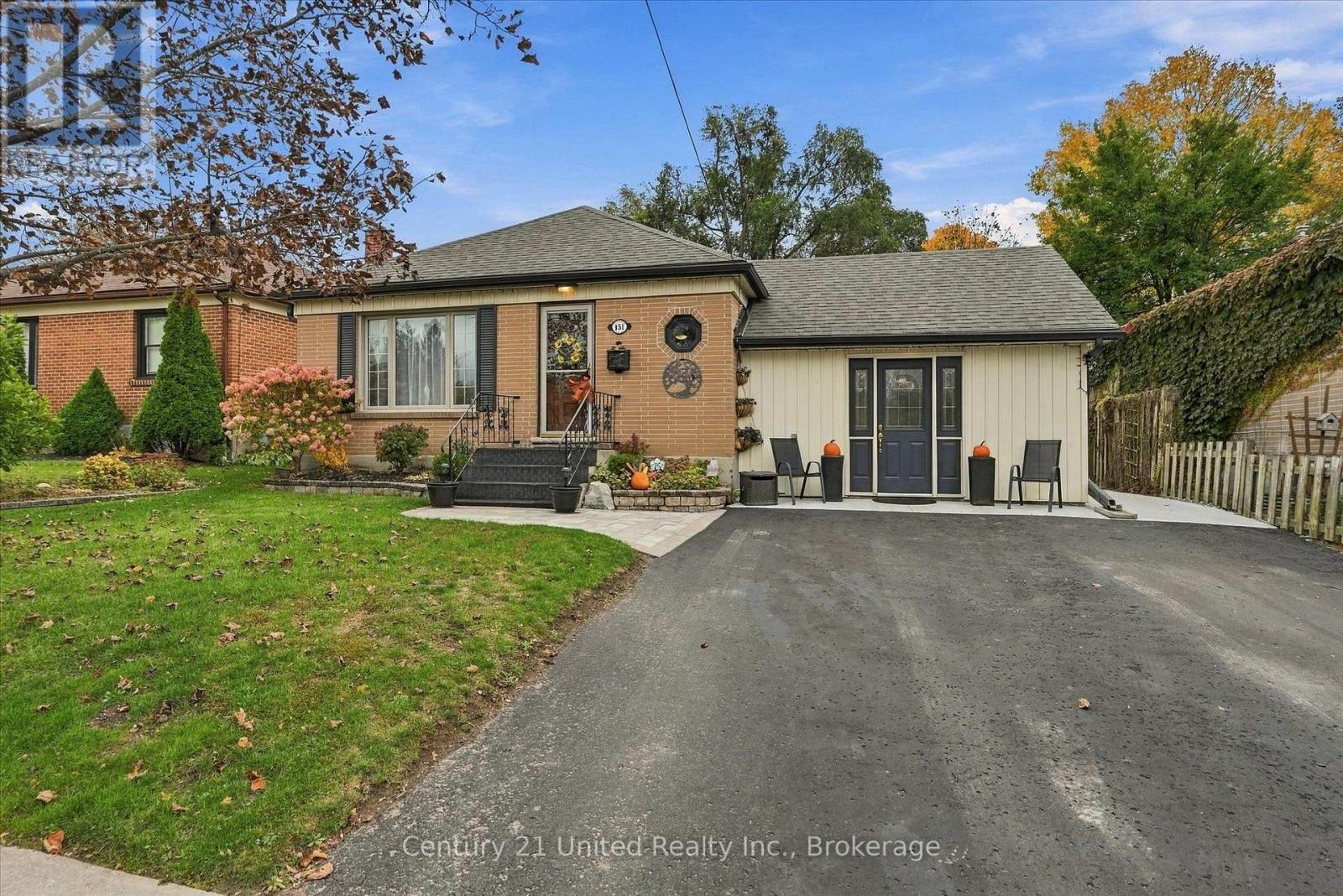 151 Elizabeth Avenue, Peterborough (Northcrest Ward 5), Ontario  K9H 5E2 - Photo 3 - X14081492