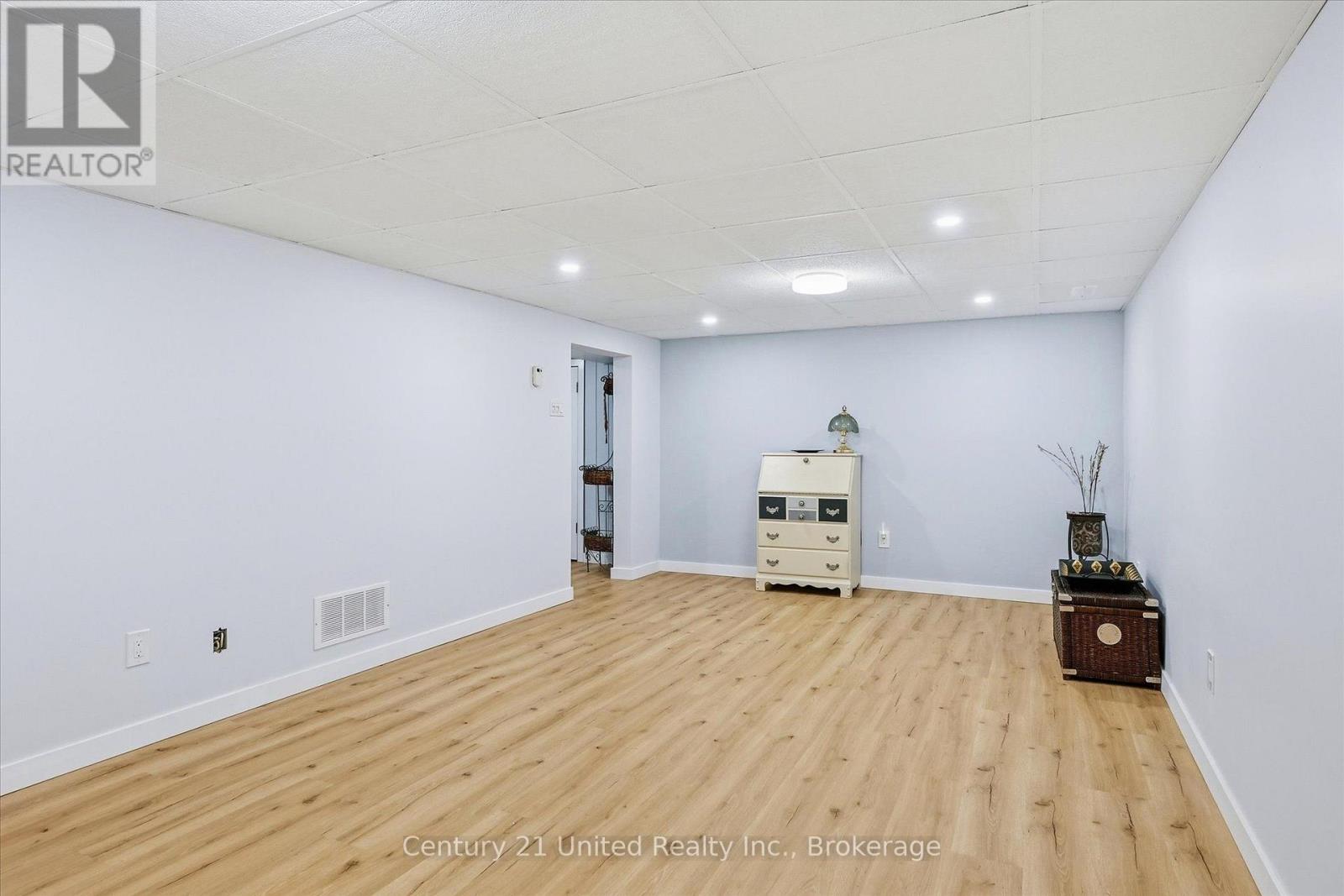 151 Elizabeth Avenue, Peterborough (Northcrest Ward 5), Ontario  K9H 5E2 - Photo 31 - X14081492
