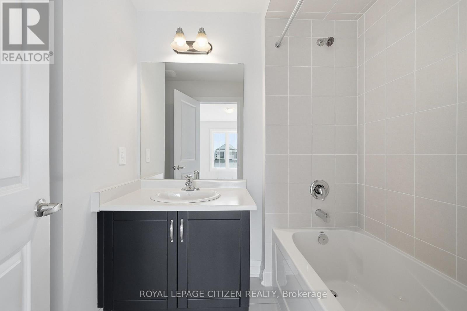 96 Butler Boulevard, Kawartha Lakes (Lindsay), Ontario  K9V 0R9 - Photo 42 - X14081484
