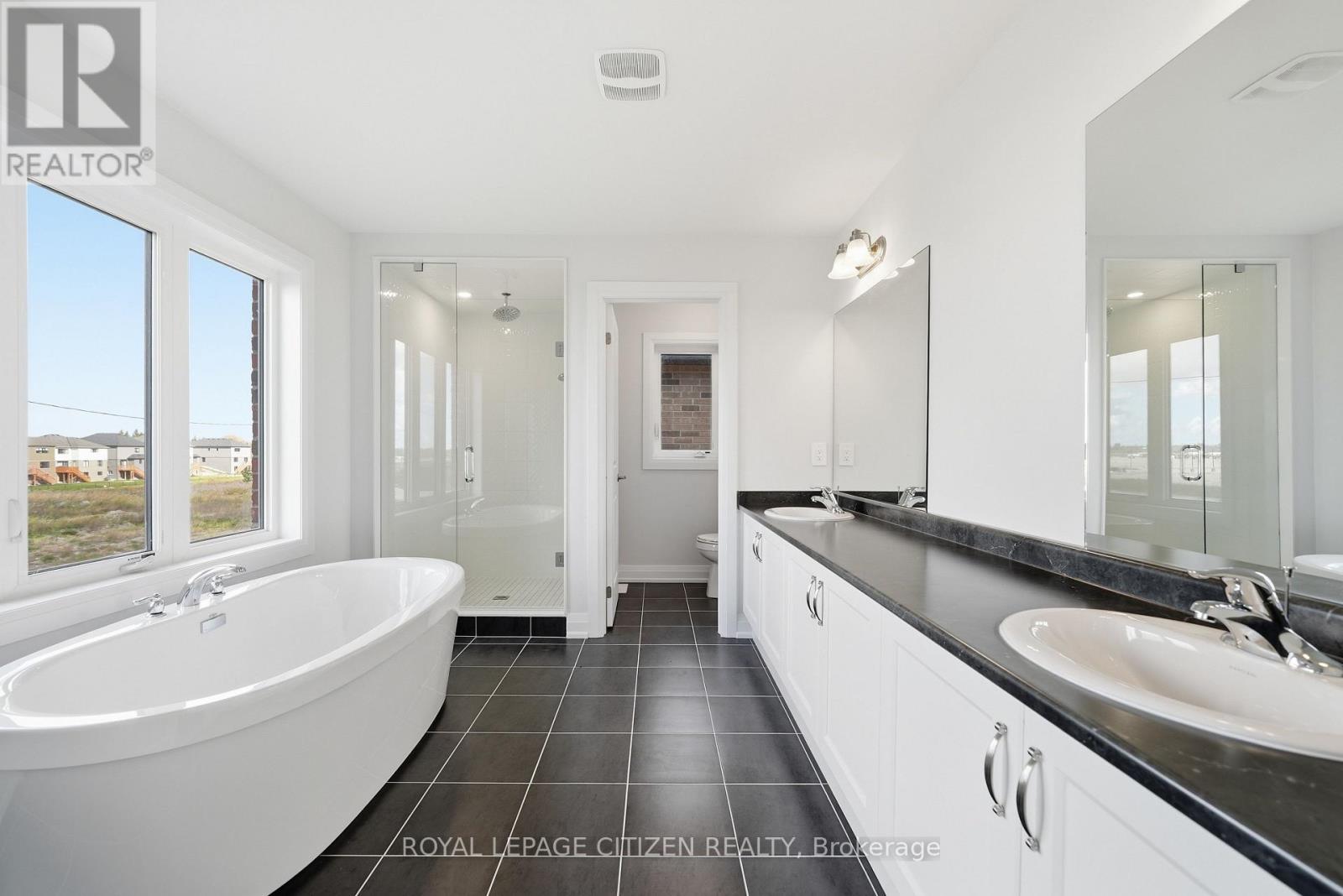 96 Butler Boulevard, Kawartha Lakes (Lindsay), Ontario  K9V 0R9 - Photo 43 - X14081484