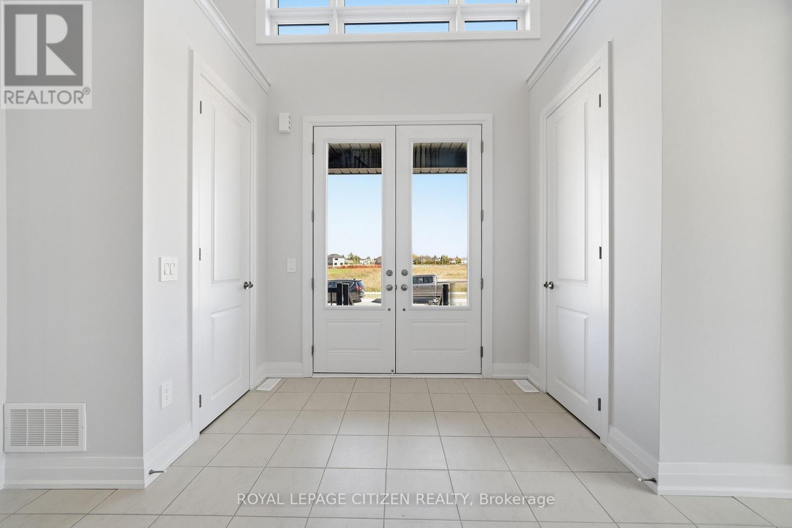 204 St Joseph Road, Kawartha Lakes (Lindsay), Ontario  K9V 0R9 - Photo 4 - X14082110
