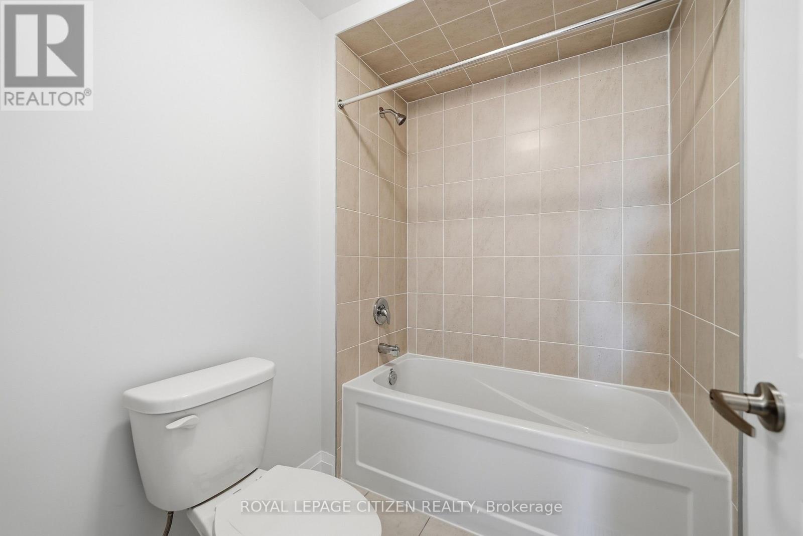 204 St Joseph Road, Kawartha Lakes (Lindsay), Ontario  K9V 0R9 - Photo 40 - X14082110