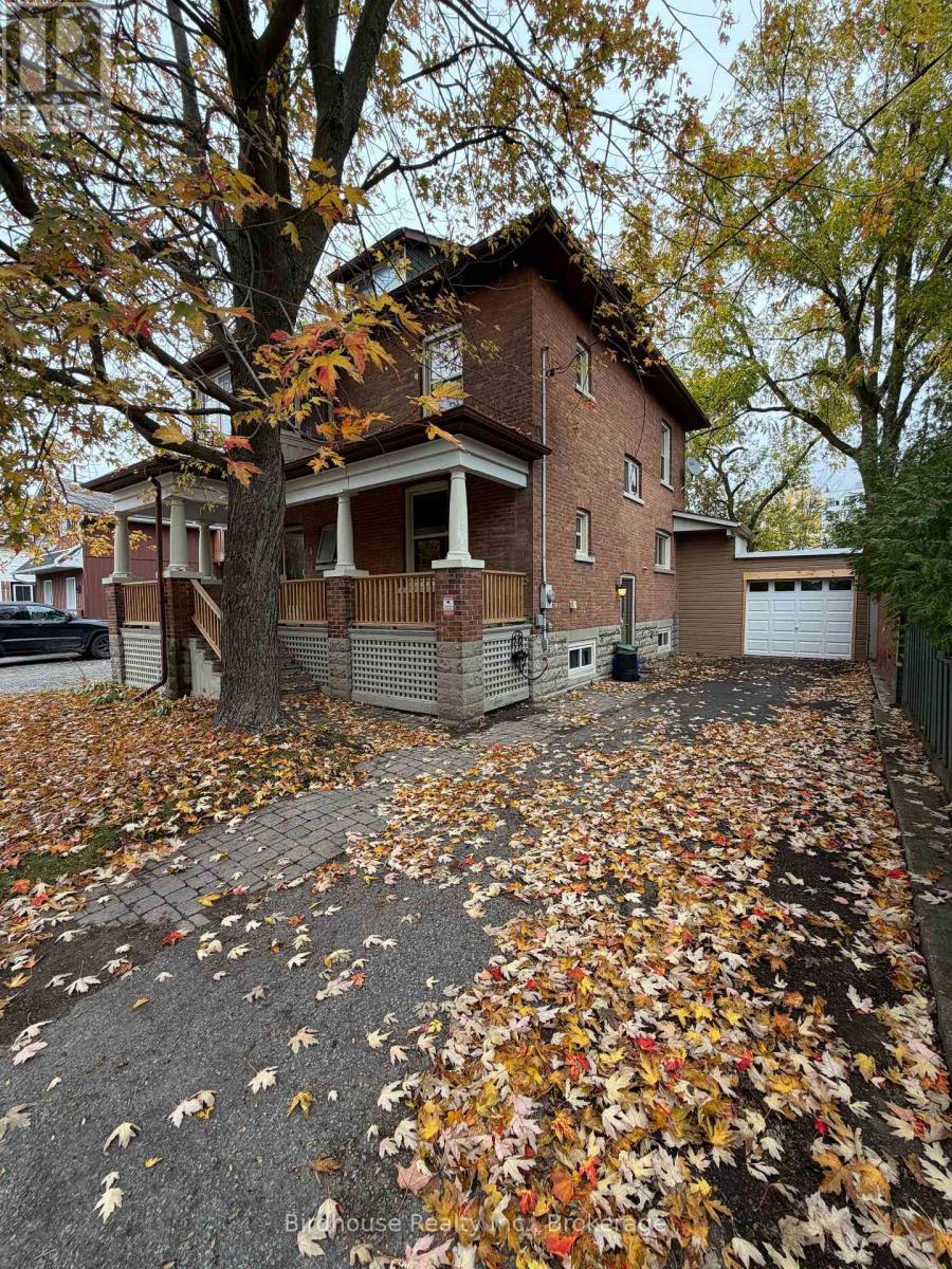 44 CAMBRIDGE STREET N, kawartha lakes (lindsay), Ontario