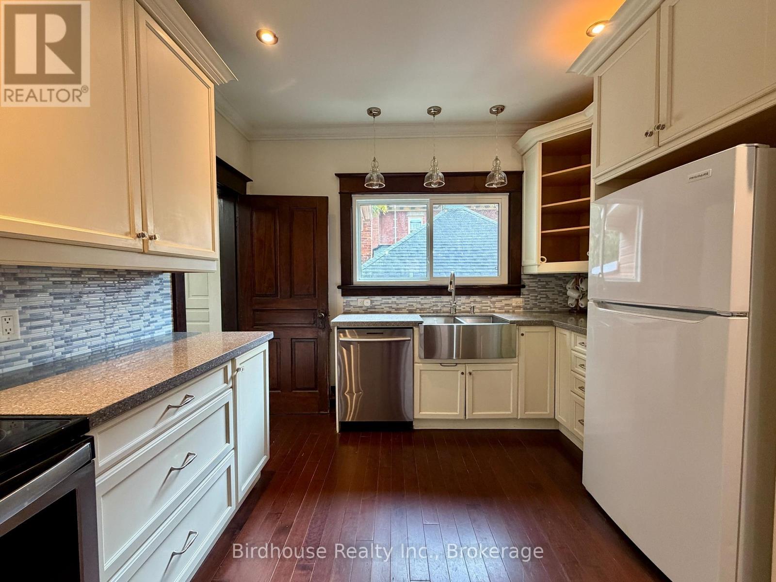 44 Cambridge Street N, Kawartha Lakes (Lindsay), Ontario  K9V 4C7 - Photo 11 - X14083996
