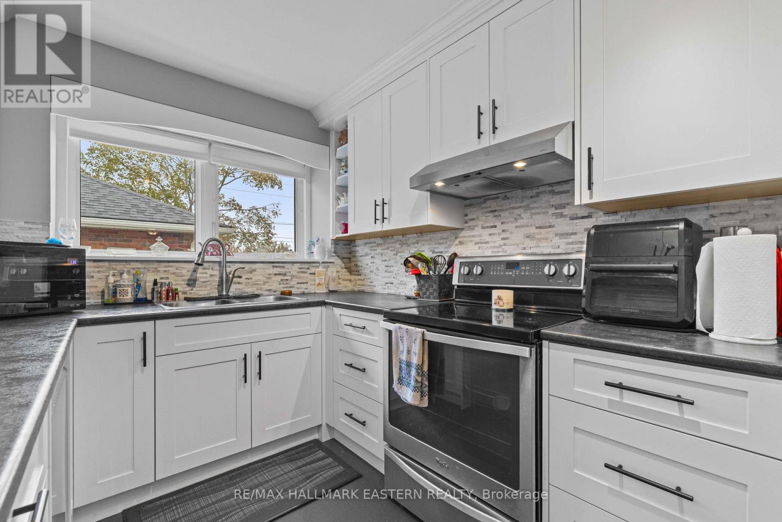 612 Crawford Drive, Peterborough (Otonabee Ward 1), Ontario  K9J 3W7 - Photo 12 - X14084414