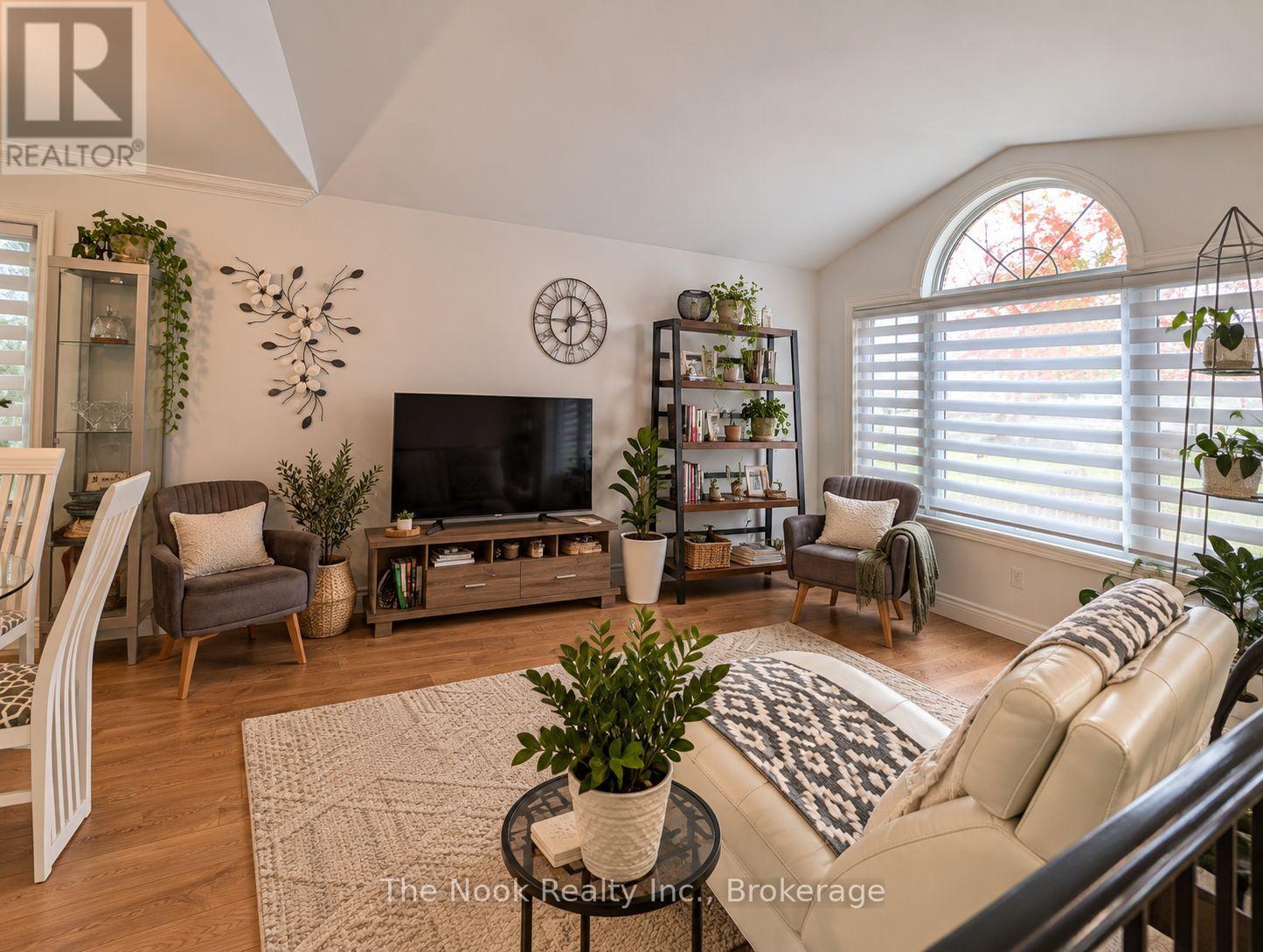 3 Midland Drive, Kawartha Lakes (Lindsay), Ontario  K9V 6B9 - Photo 3 - X14084472