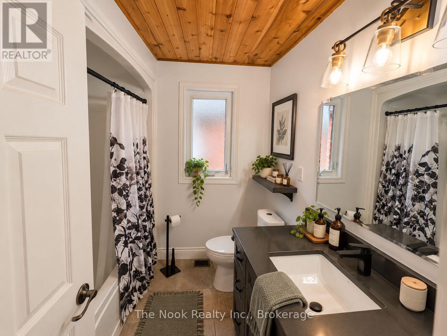 3 Midland Drive, Kawartha Lakes (Lindsay), Ontario  K9V 6B9 - Photo 7 - X14084472