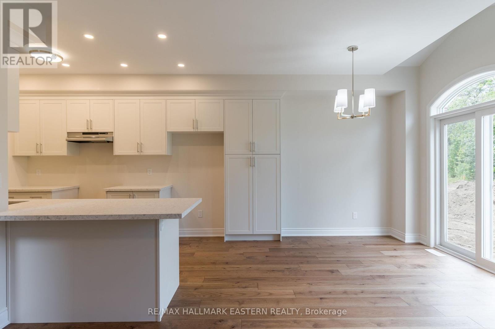 33 Coldbrook Drive, Cavan Monaghan (Millbrook Village), Ontario  L0A 1G0 - Photo 10 - X14086760