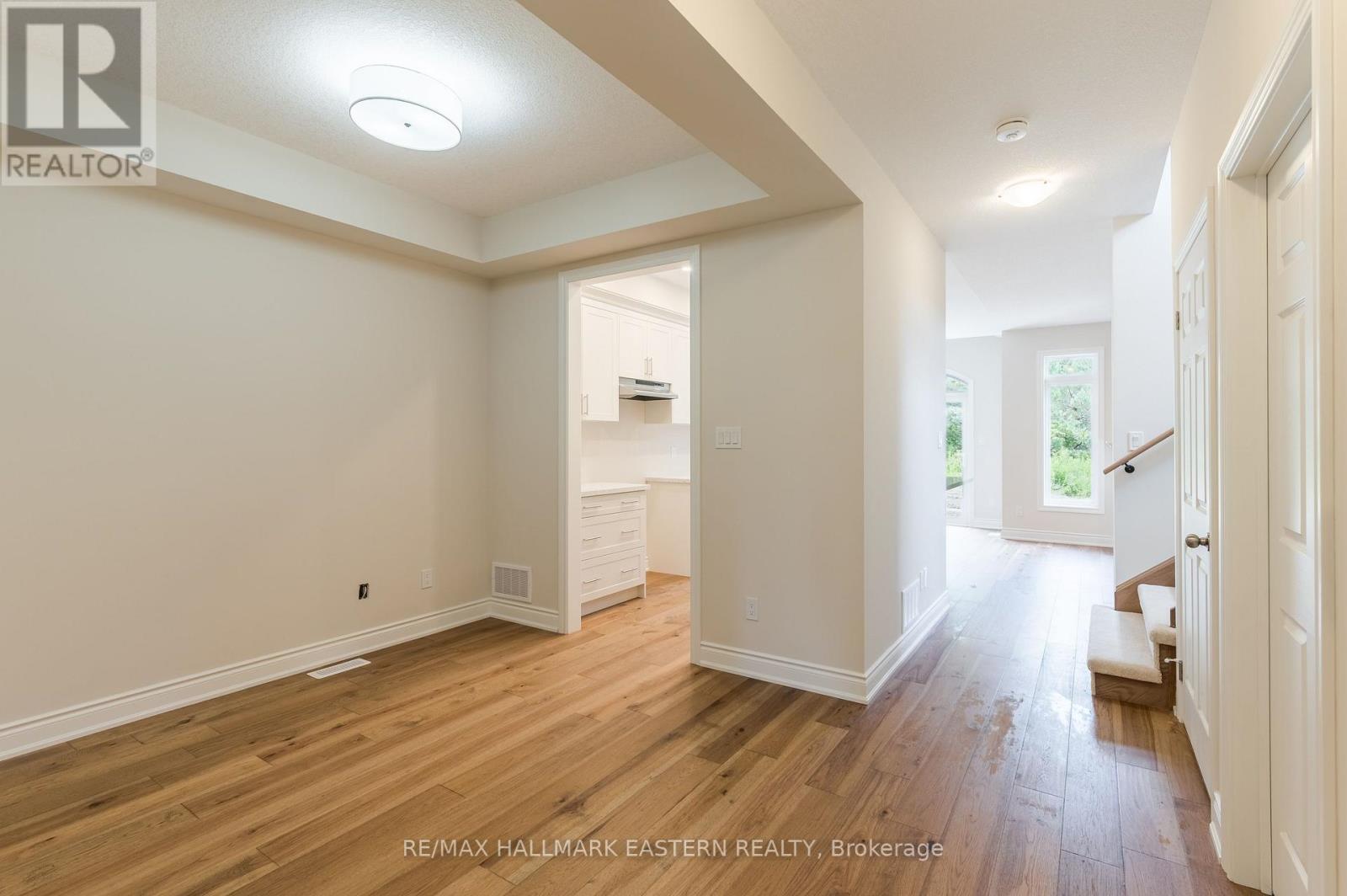 33 Coldbrook Drive, Cavan Monaghan (Millbrook Village), Ontario  L0A 1G0 - Photo 4 - X14086760