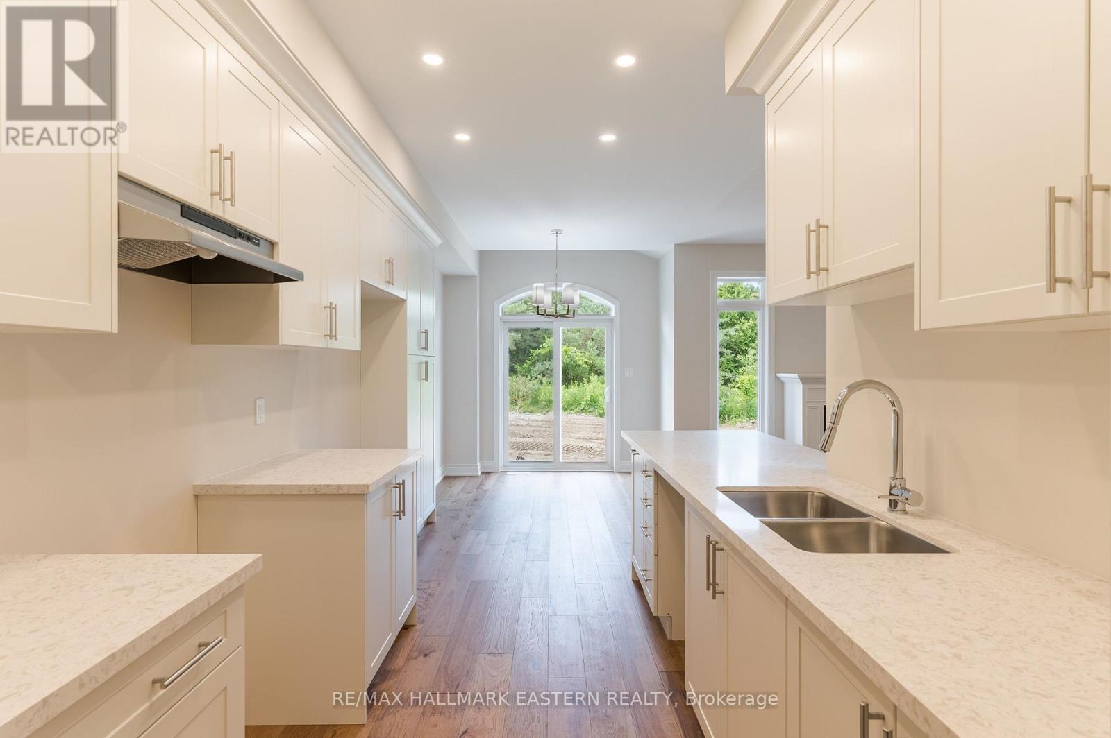 33 Coldbrook Drive, Cavan Monaghan (Millbrook Village), Ontario  L0A 1G0 - Photo 6 - X14086760