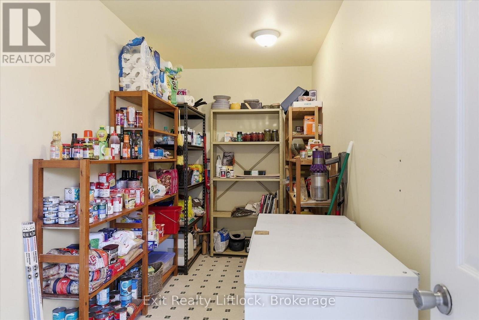 836 Hayes Line, Kawartha Lakes (Omemee), Ontario  K0L 2W0 - Photo 15 - X14087242