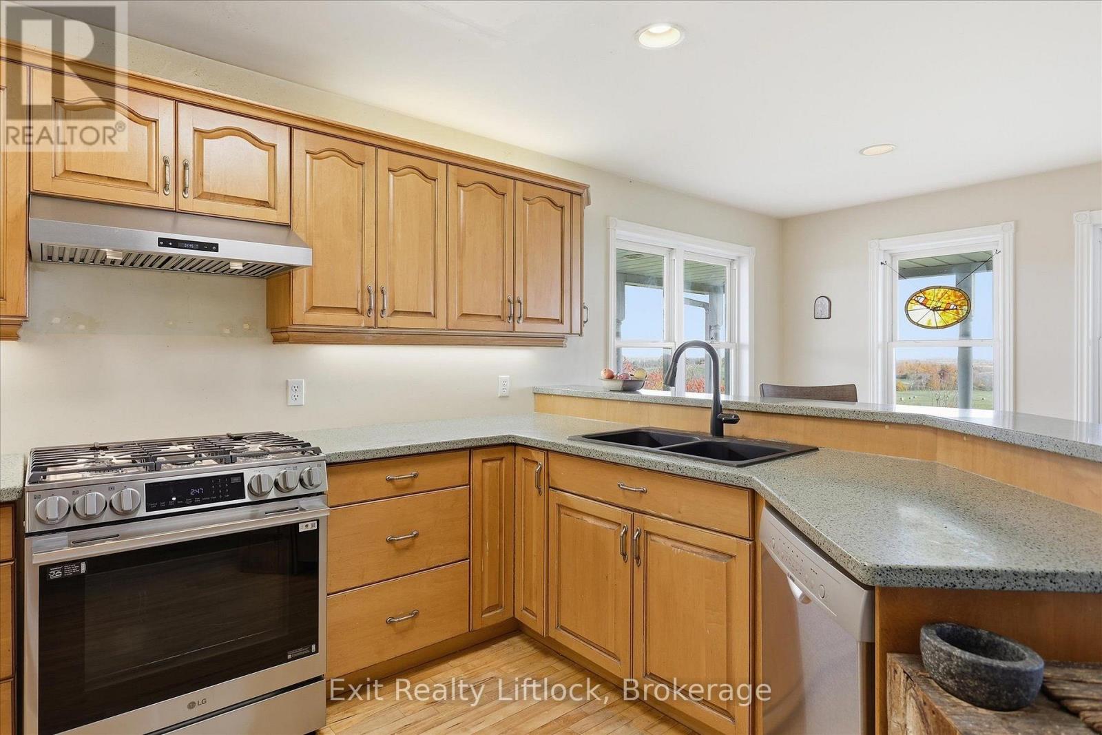 836 Hayes Line, Kawartha Lakes (Omemee), Ontario  K0L 2W0 - Photo 5 - X14087242