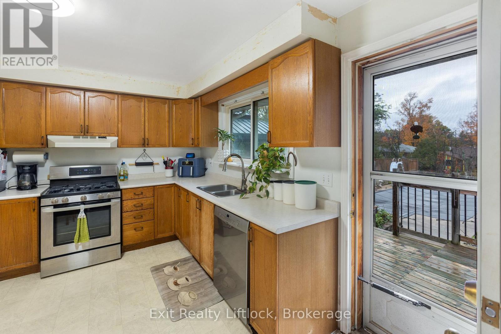 26 Beechwood Drive, Peterborough (Monaghan Ward 2), Ontario  K9J 1M4 - Photo 11 - X14087250