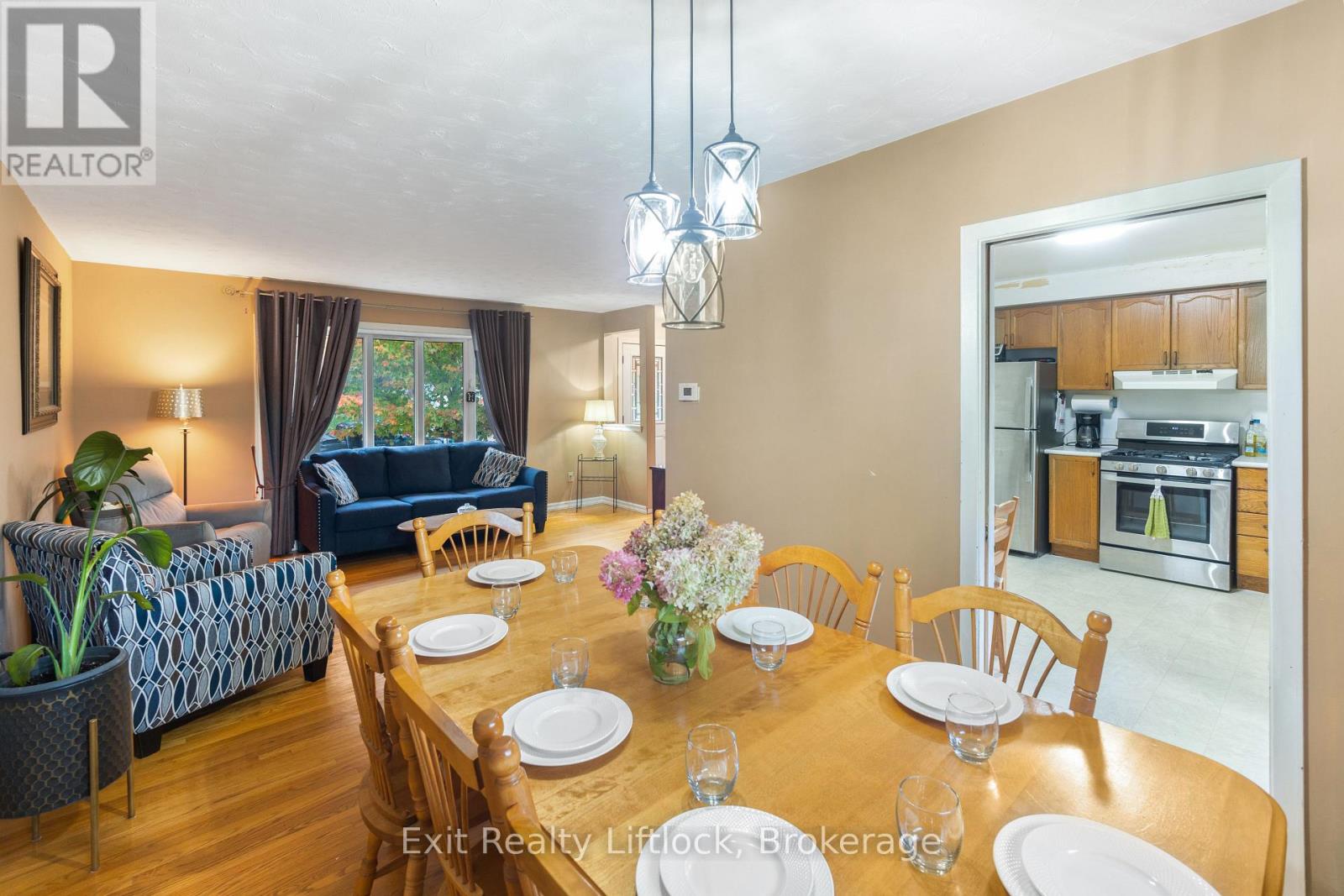 26 Beechwood Drive, Peterborough (Monaghan Ward 2), Ontario  K9J 1M4 - Photo 12 - X14087250