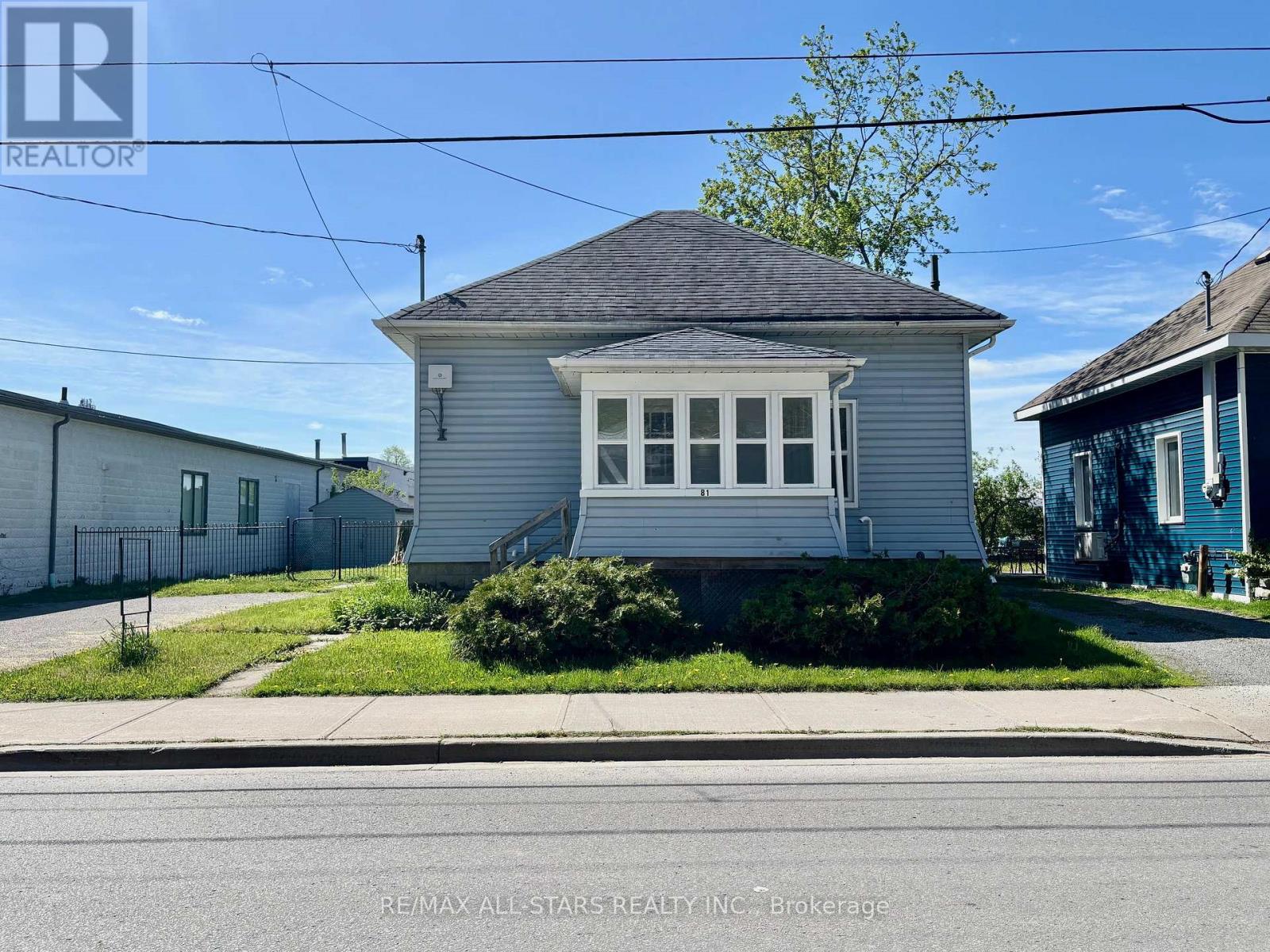 81 Durham Street W, Kawartha Lakes (Lindsay), Ontario  K9V 2P8 - Photo 2 - X14087536