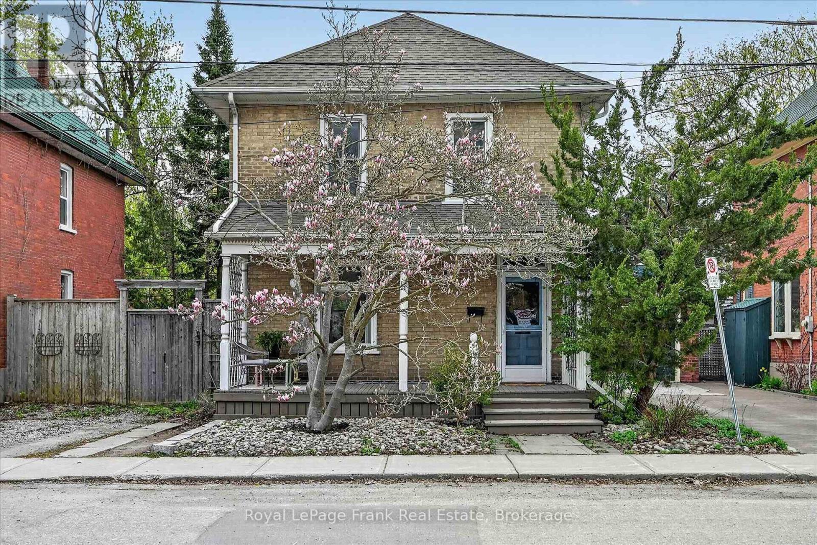 273 WILLIAM STREET, peterborough (town ward 3), Ontario