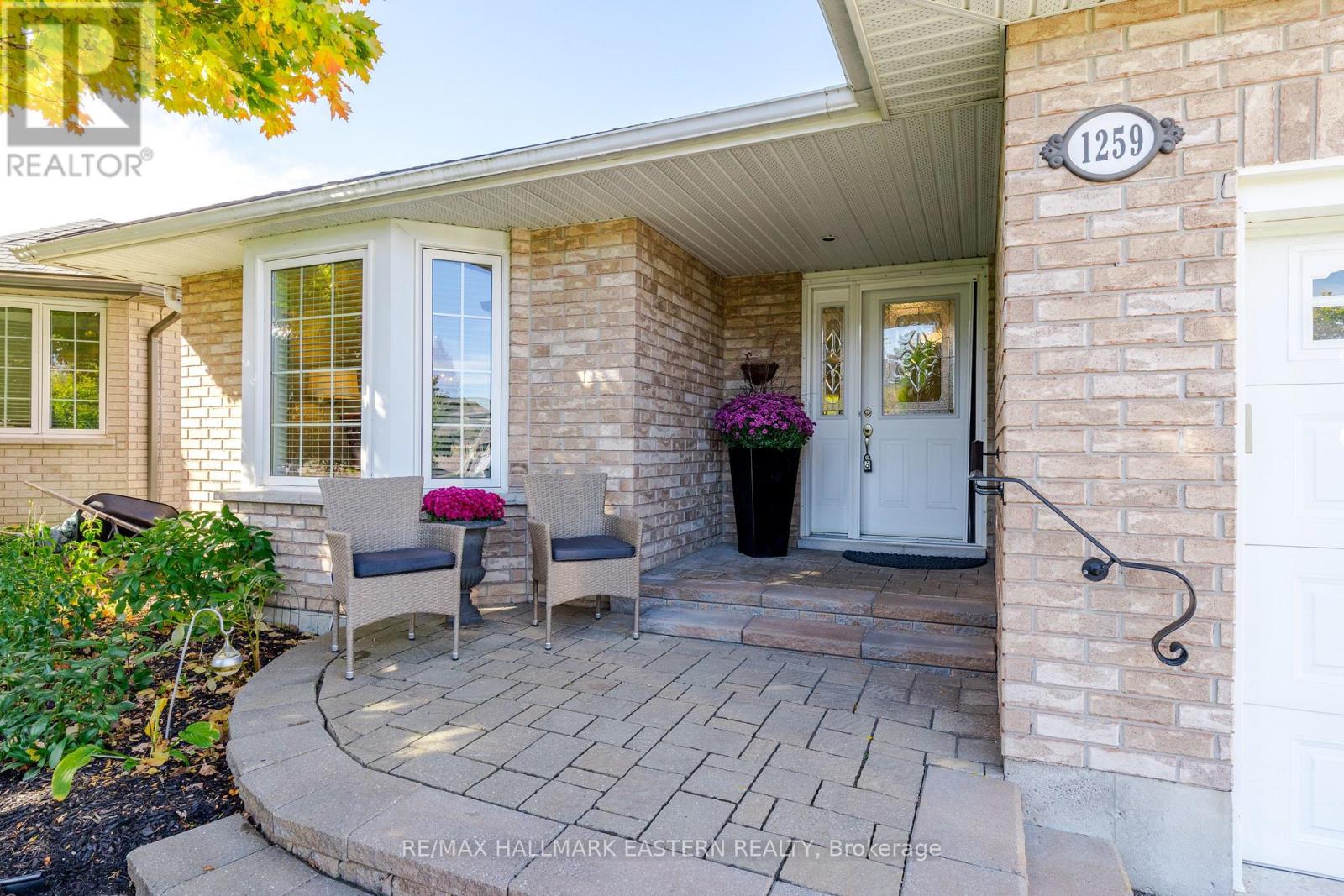 1259 Melody Crescent, Peterborough (Monaghan Ward 2), Ontario  K9K 2P9 - Photo 4 - X14087818