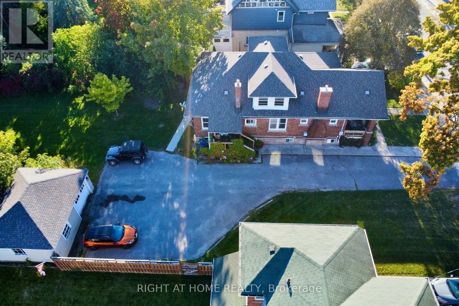 33 MELBOURNE STREET W, kawartha lakes (lindsay), Ontario