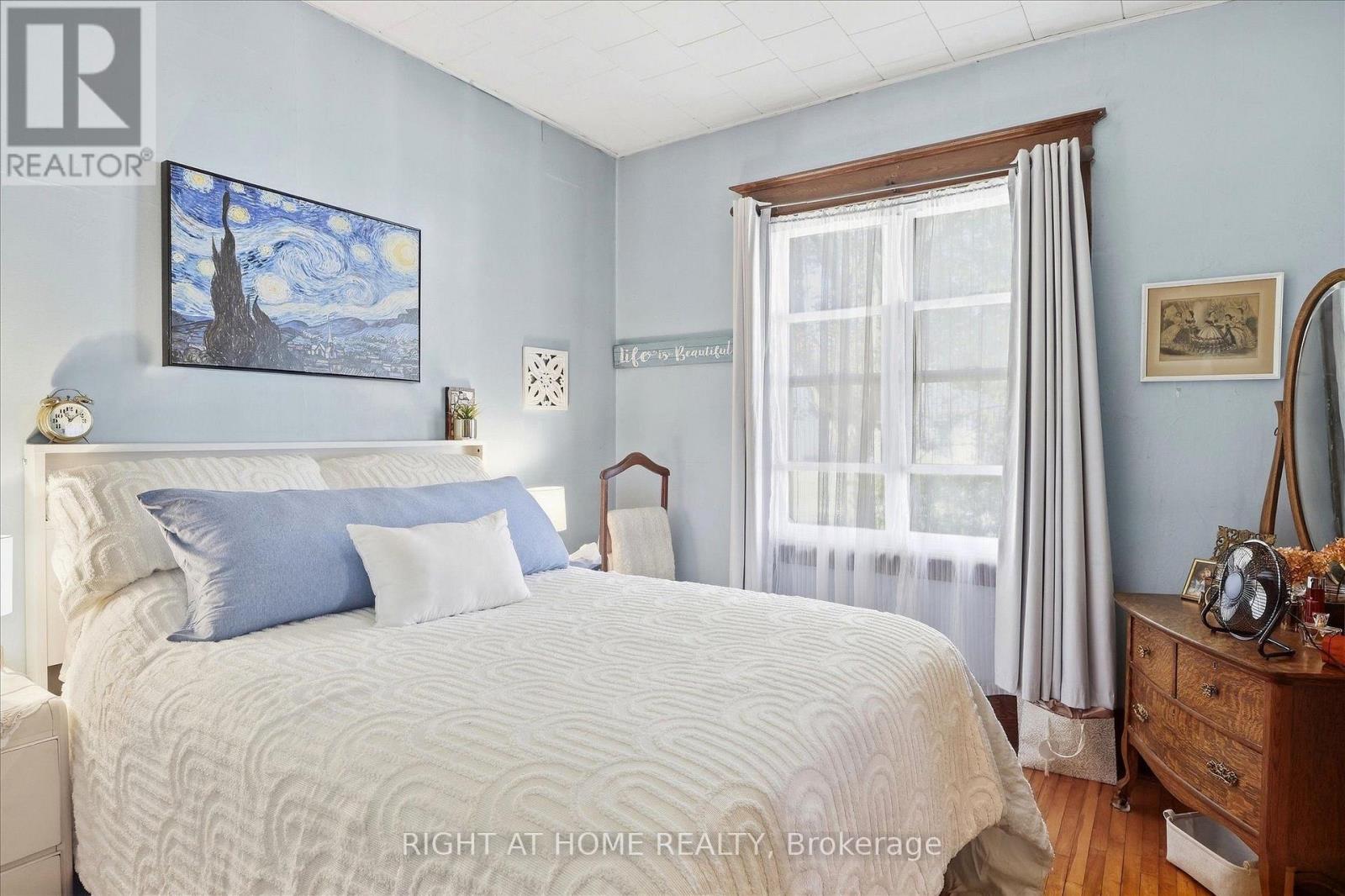 33 Melbourne Street W, Kawartha Lakes (Lindsay), Ontario  K9V 2S7 - Photo 16 - X14089814