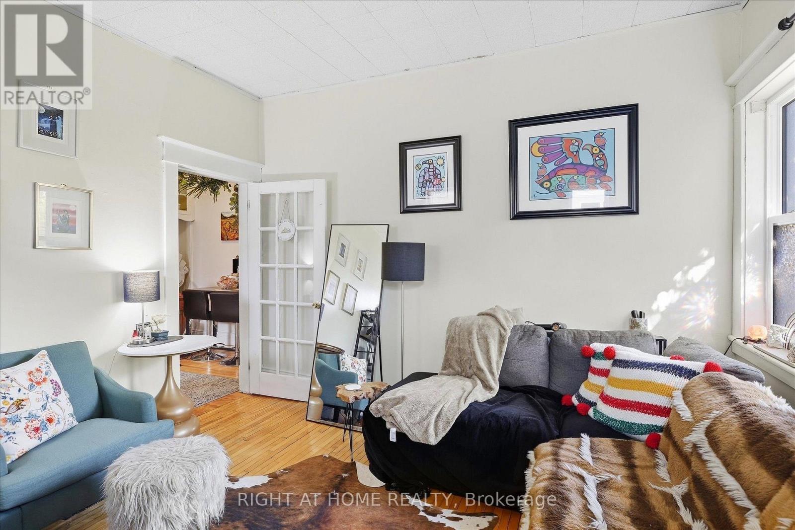 33 Melbourne Street W, Kawartha Lakes (Lindsay), Ontario  K9V 2S7 - Photo 26 - X14089814