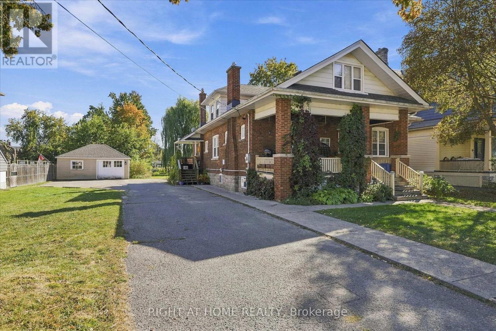 33 Melbourne Street W, Kawartha Lakes (Lindsay), Ontario  K9V 2S7 - Photo 3 - X14089814
