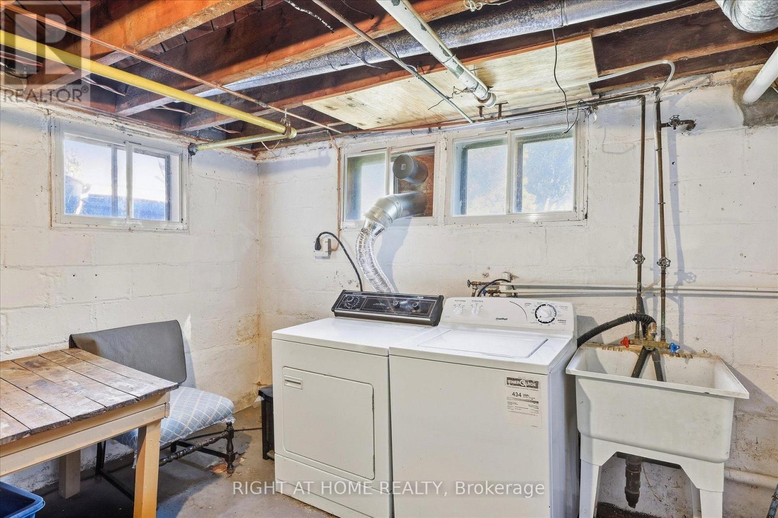 33 Melbourne Street W, Kawartha Lakes (Lindsay), Ontario  K9V 2S7 - Photo 38 - X14089814