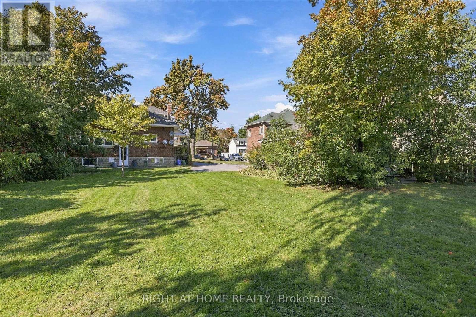33 Melbourne Street W, Kawartha Lakes (Lindsay), Ontario  K9V 2S7 - Photo 42 - X14089814