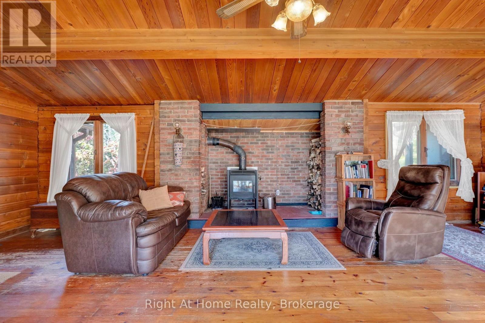 570 Meadowview Road, Kawartha Lakes (Emily), Ontario  K0L 2W0 - Photo 7 - X14092034
