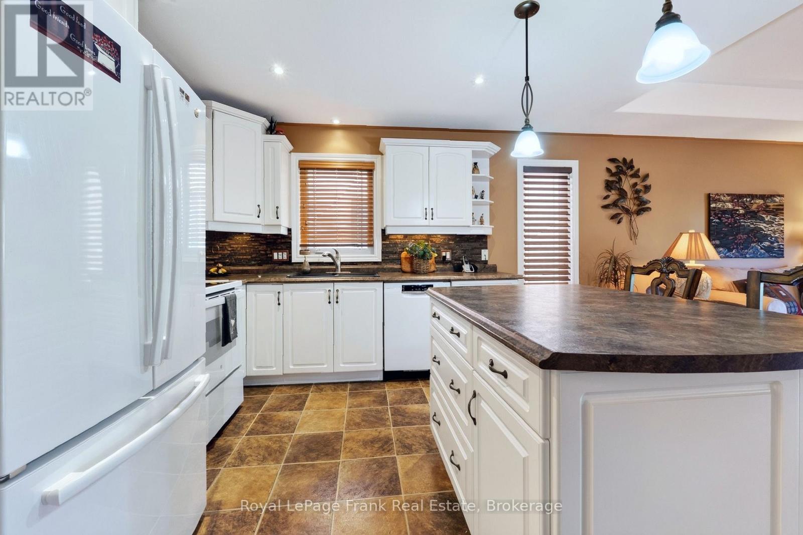 39 Green Arbour Way, Kawartha Lakes (Lindsay), Ontario  K9V 0E7 - Photo 13 - X14093286