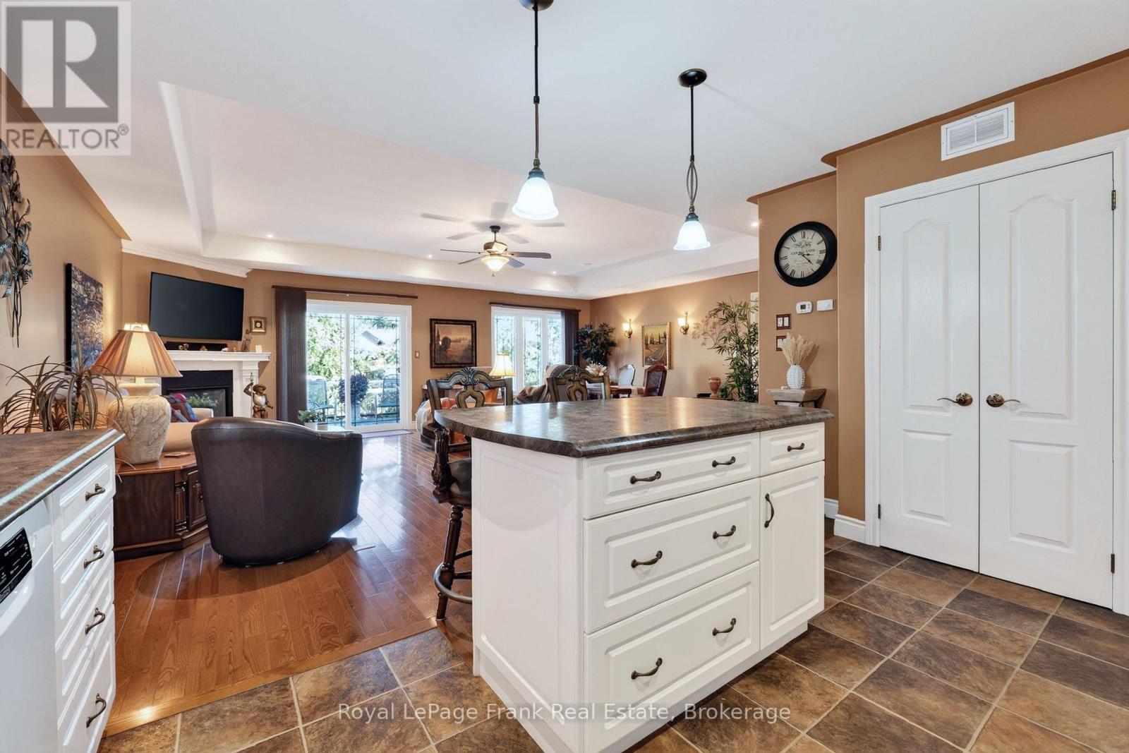 39 Green Arbour Way, Kawartha Lakes (Lindsay), Ontario  K9V 0E7 - Photo 14 - X14093286