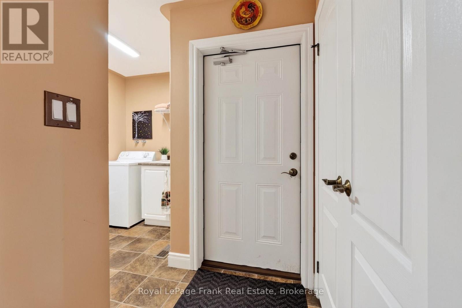 39 Green Arbour Way, Kawartha Lakes (Lindsay), Ontario  K9V 0E7 - Photo 25 - X14093286