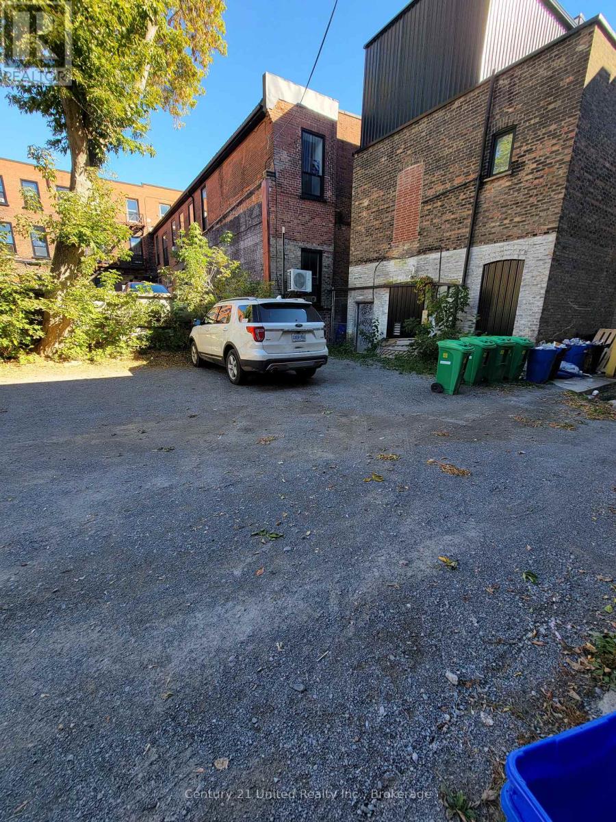 D - 384 1/2 George Street N, Peterborough (Town Ward 3), Ontario  K9H 3R3 - Photo 8 - X14093326