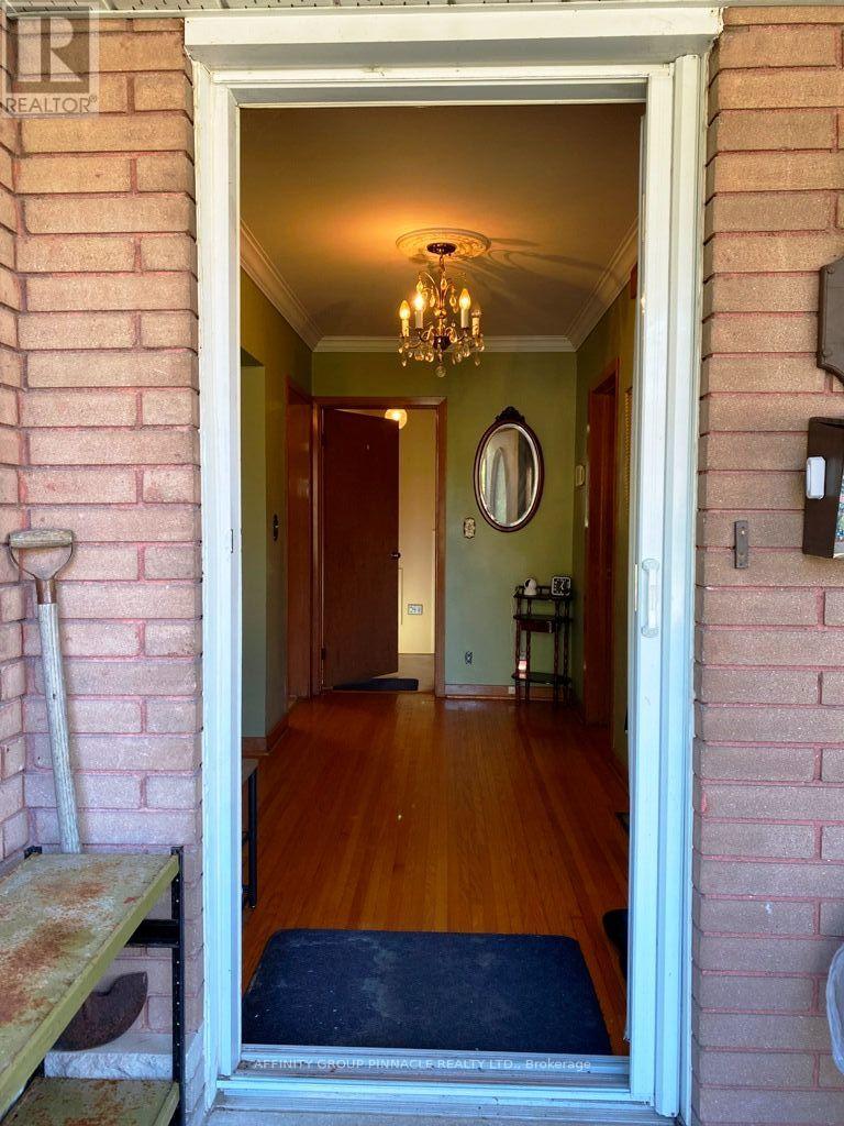 30 Adelaide Street S, Kawartha Lakes (Lindsay), Ontario  K9V 3J7 - Photo 4 - X14093364