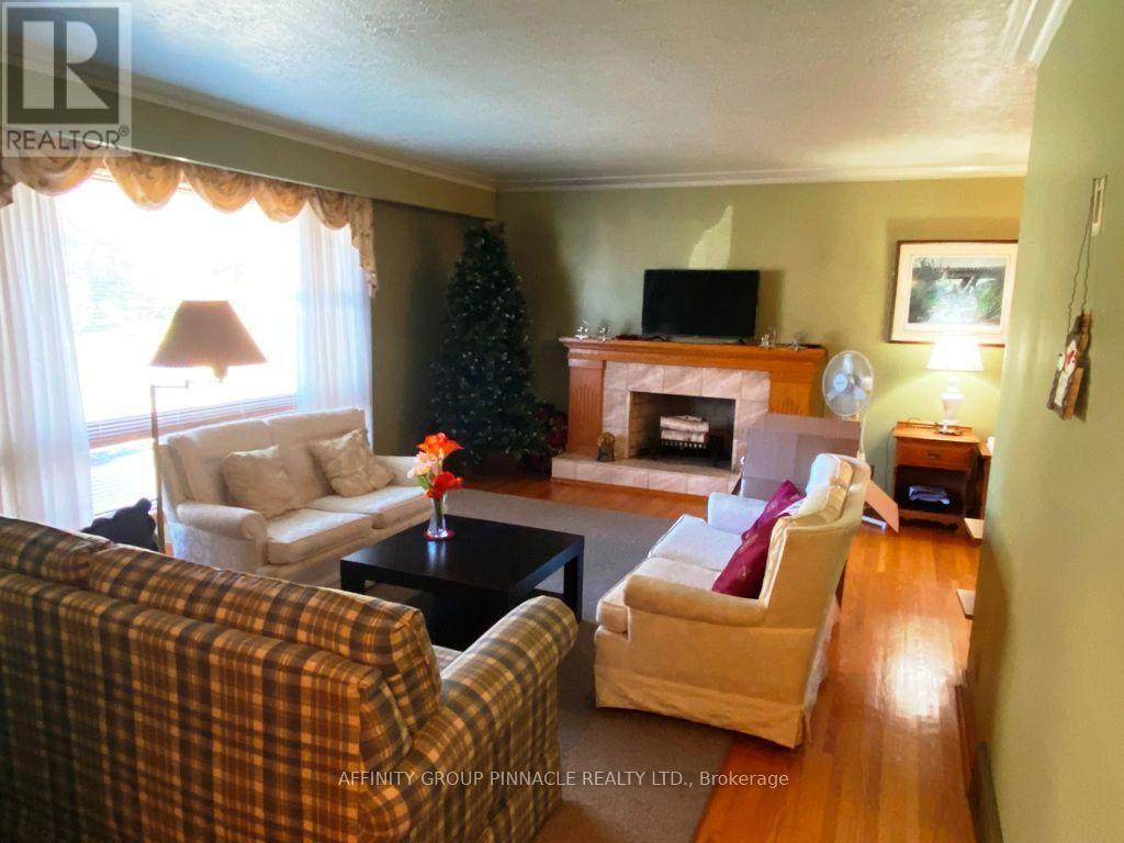 30 Adelaide Street S, Kawartha Lakes (Lindsay), Ontario  K9V 3J7 - Photo 8 - X14093364