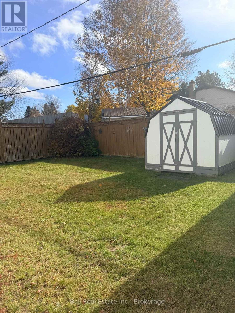 21 Larch Street, Highlands East (Bicroft Ward), Ontario  K0L 1M0 - Photo 3 - X14093610