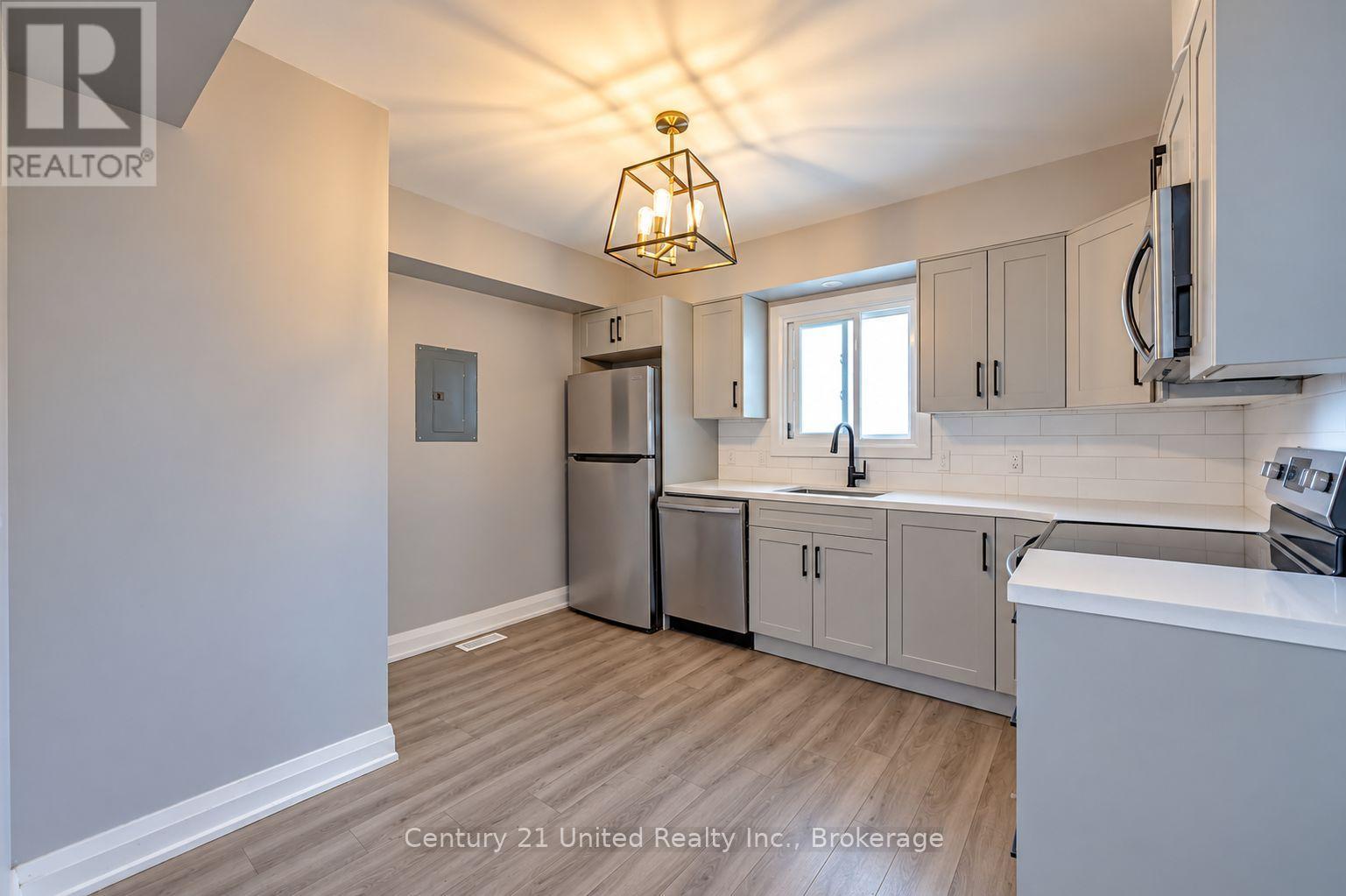 818 Orpington Road, Peterborough (Otonabee Ward 1), Ontario  K9J 7X5 - Photo 3 - X14094158