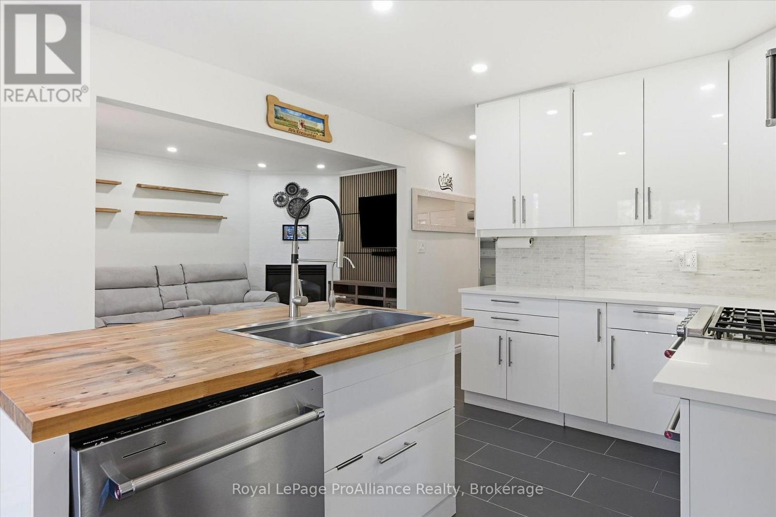 1316 Scollard Drive, Peterborough (Ashburnham Ward 4), Ontario  K9H 7K1 - Photo 12 - X14094302