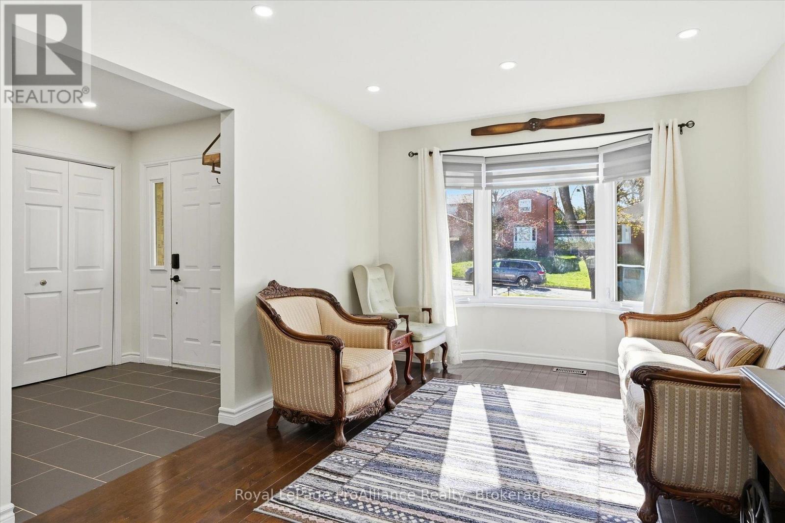 1316 Scollard Drive, Peterborough (Ashburnham Ward 4), Ontario  K9H 7K1 - Photo 6 - X14094302