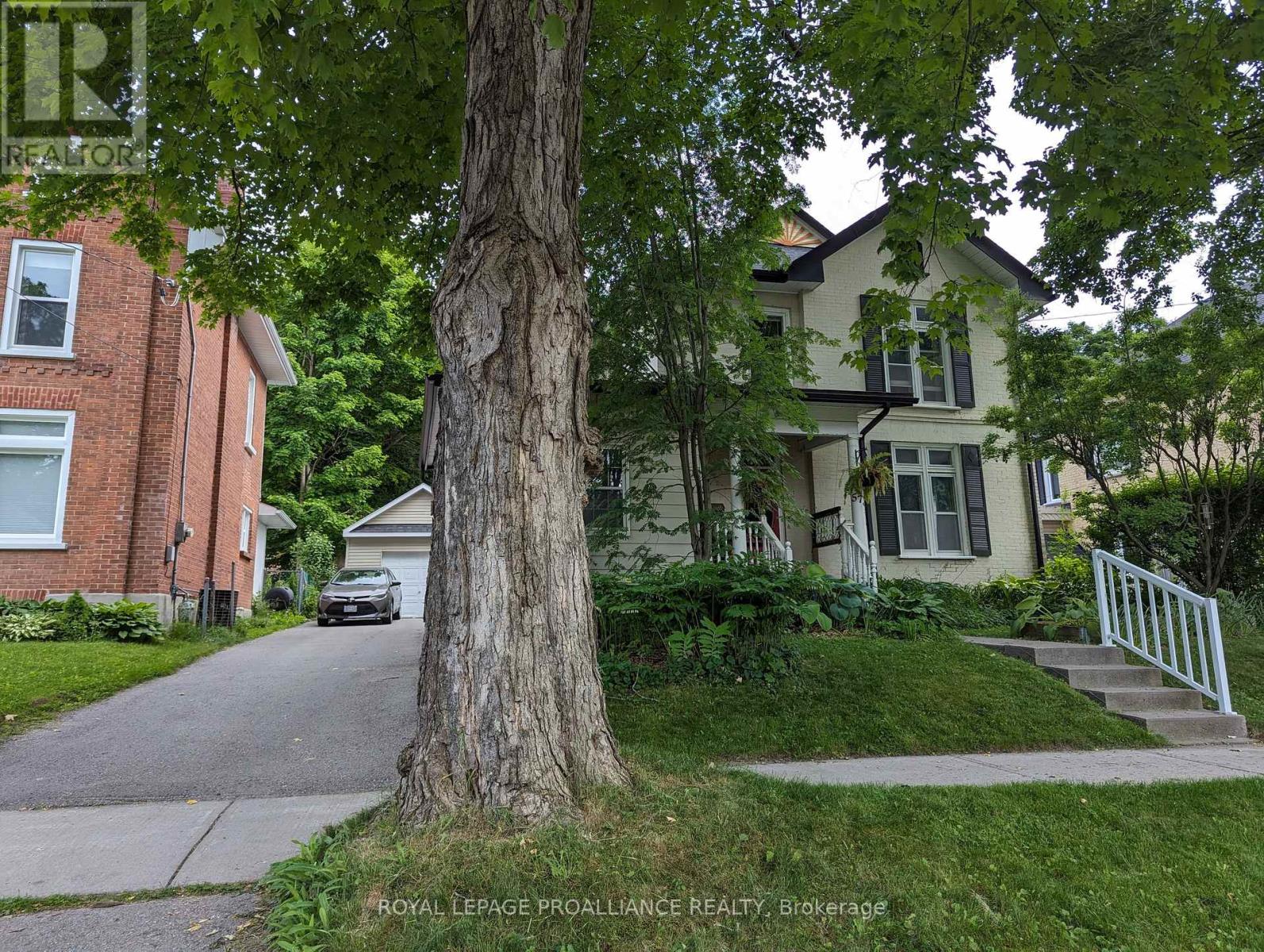 573 Homewood Avenue, Peterborough (Town Ward 3), Ontario  K9H 2N4 - Photo 10 - X14094442